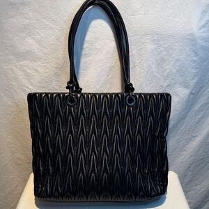 Urban Expressions Black Textured Tote